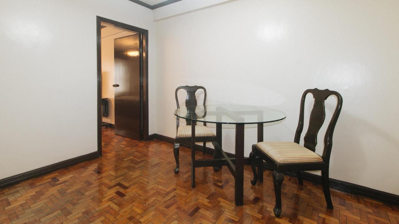 El Rico Suite Makati By Reddoorz Manila Luaran gambar